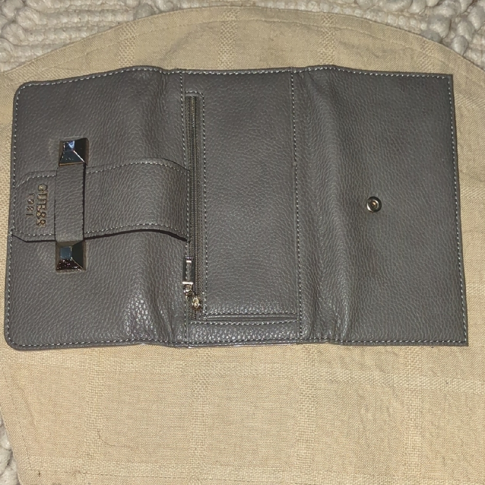 GUESS Charcoal with Gold Interior Multi- Sectional Women's Wallet ONLY $25 - Picture 3 of 7